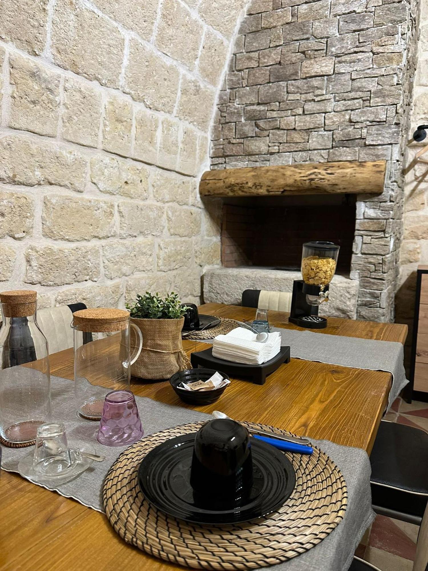 Room Pietra Bianca Корато Экстерьер фото